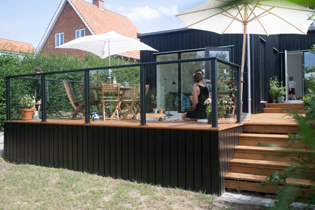 Glasrækv. vægstolpe sort